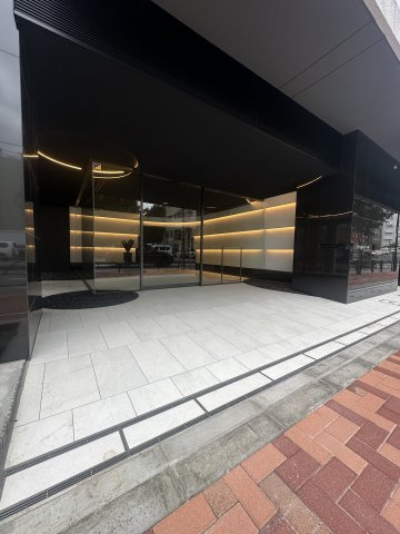 アジールコート松濤のエントランス