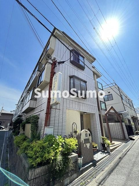 コスモパレス甲東園の外観