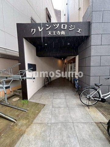 クレンツロジェ天王寺南の駐車場