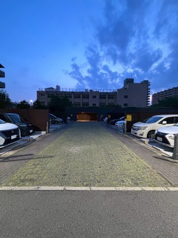 パークタワーあべのグランエアの駐車場
