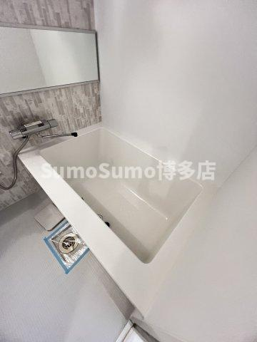 アントゥール薬院の浴室