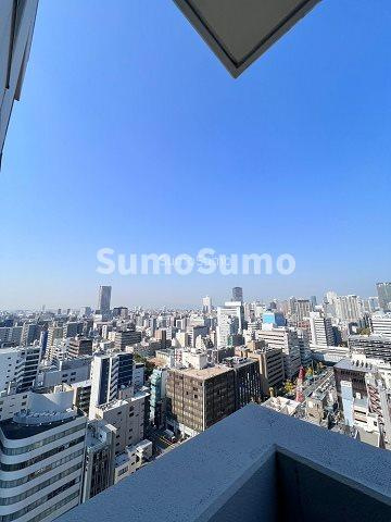 クロスレジデンス大阪新町の展望