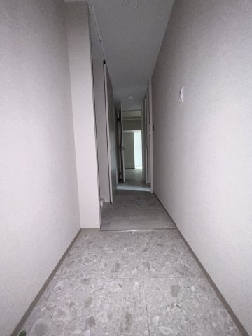 ネクストステージ神戸元町の玄関