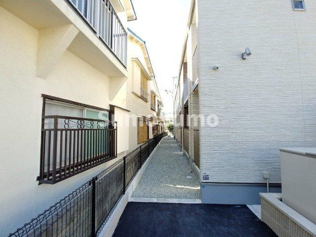 クレイノコニシハウスのエントランス|落ち着いたエントランスです
