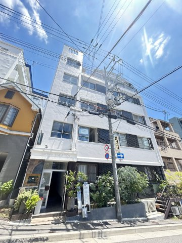 グランドマンションの外観
