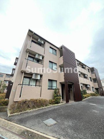 アソシエール世田谷弦巻 の外観