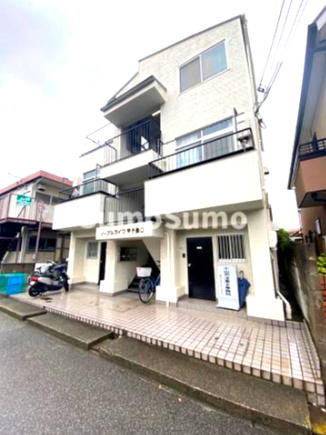 ノーブルライフ甲子園口の外観