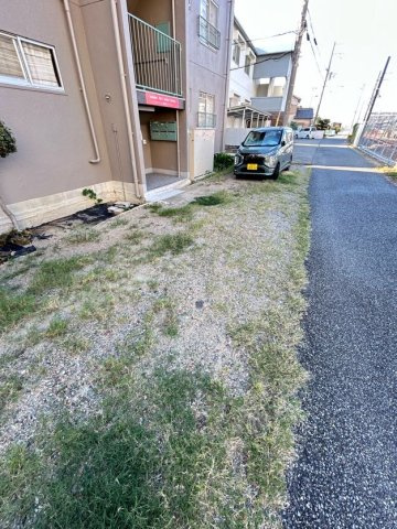ナナミール西明石クラシコの駐車場