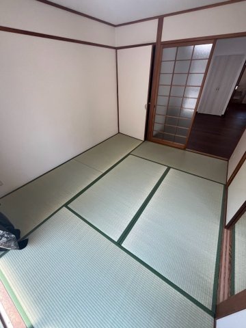 パークサイド武庫川の和室