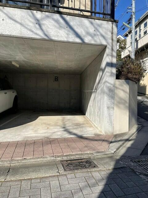 セレッソ代田　Ｂ棟の駐車場|駐車場 