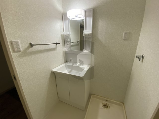 ラルゴ若江の独立洗面台