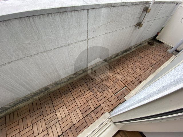 ラルゴ若江のバルコニー