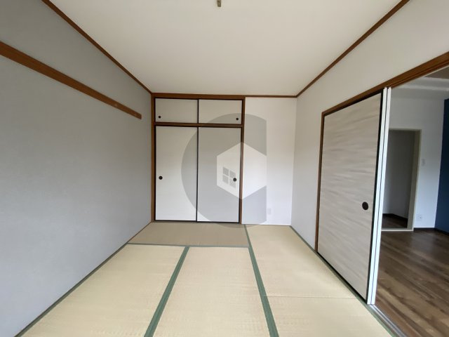 ラルゴ若江の和室