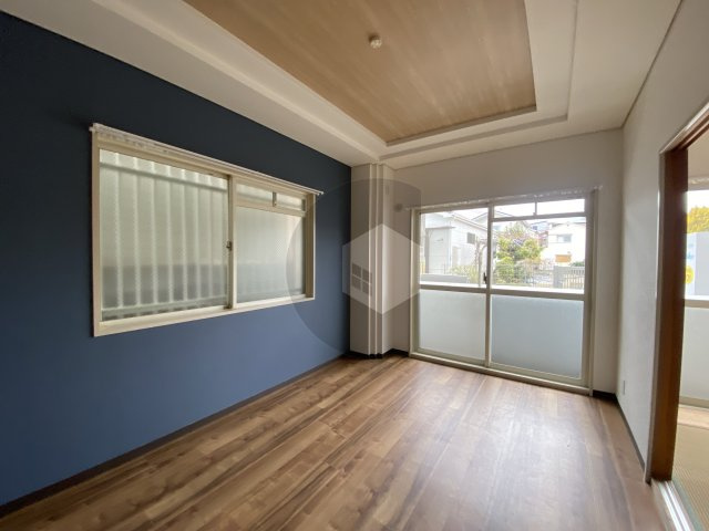 ラルゴ若江の居間・リビング