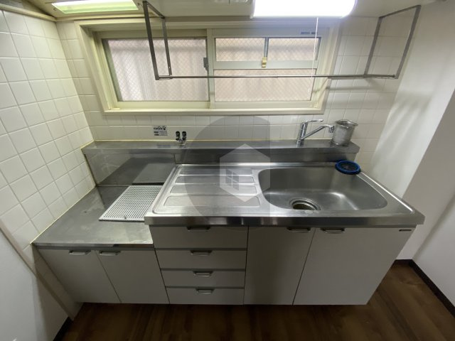 ラルゴ若江のキッチン