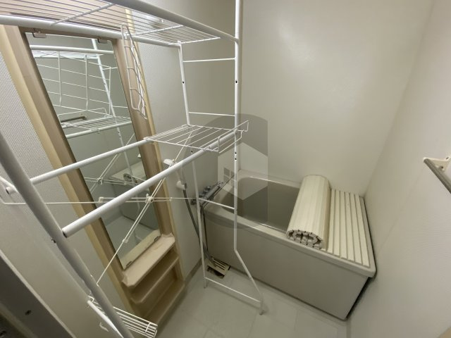 ラルゴ若江の浴室