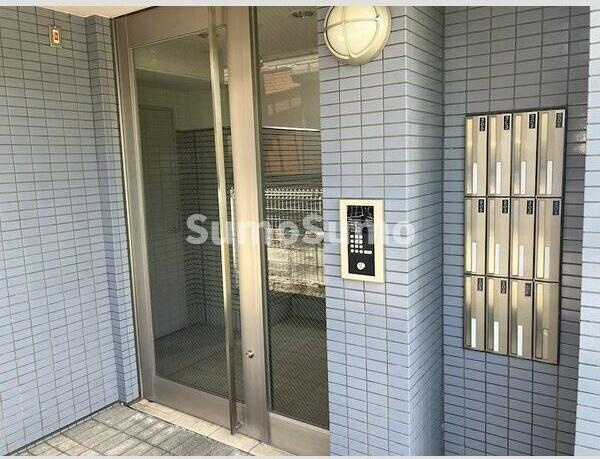 グレイス神田のエントランス|ゆとりのあるエントランスです