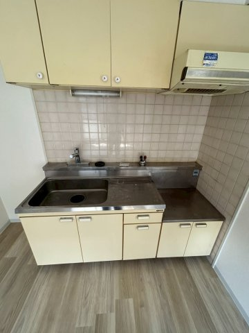 ゲイナーズヒルWのキッチン|コンパクトなキッチンで掃除もラクラク