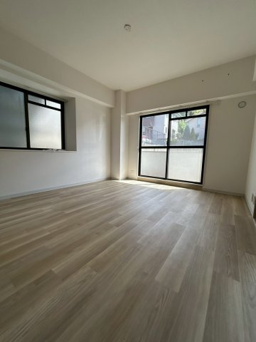 ゲイナーズヒルWの居間・リビング|ゆったり過ごせる居間です