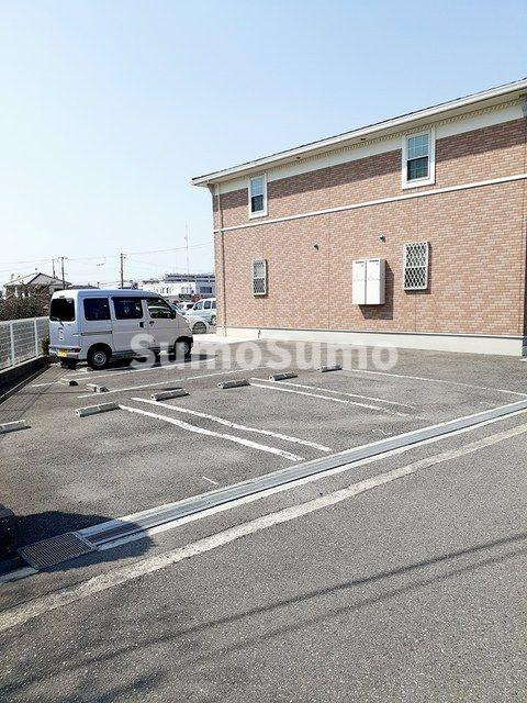 パ・モネの駐車場|駐車場完備です