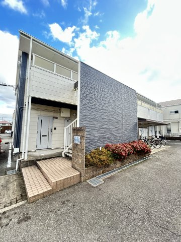 グローリー1番館の外観