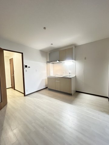 ネクステージ七松町の居間・リビング