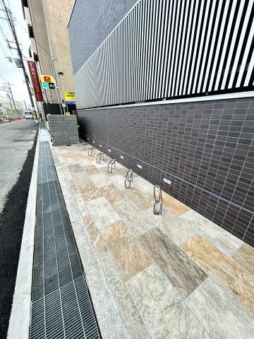 ネクステージ七松町の駐車場