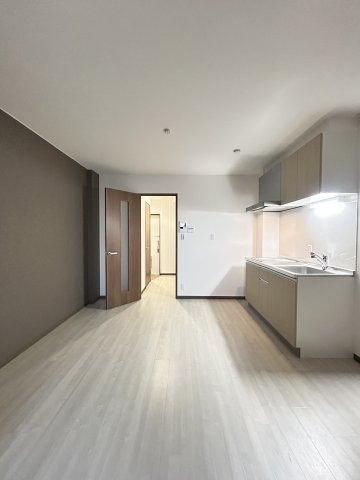 ネクステージ七松町の居間・リビング