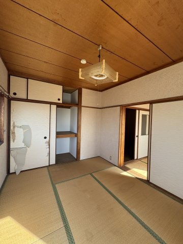 ケイアンドエスマンション白川台の和室