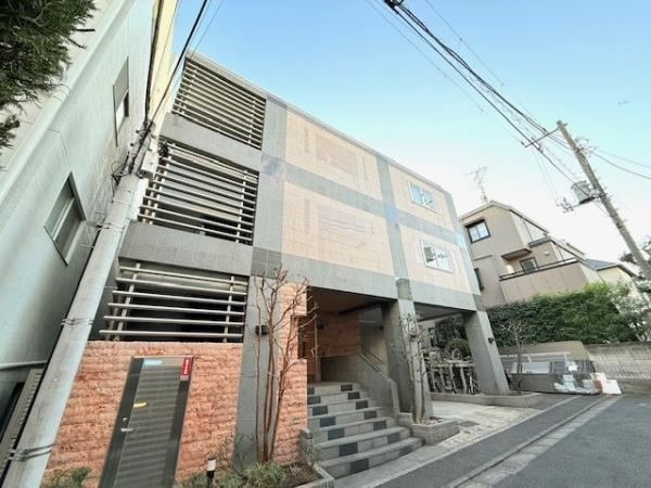 サウダージ自由が丘の外観| 
