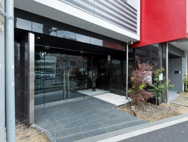 ステージグランデ用賀アジールコートのエントランス