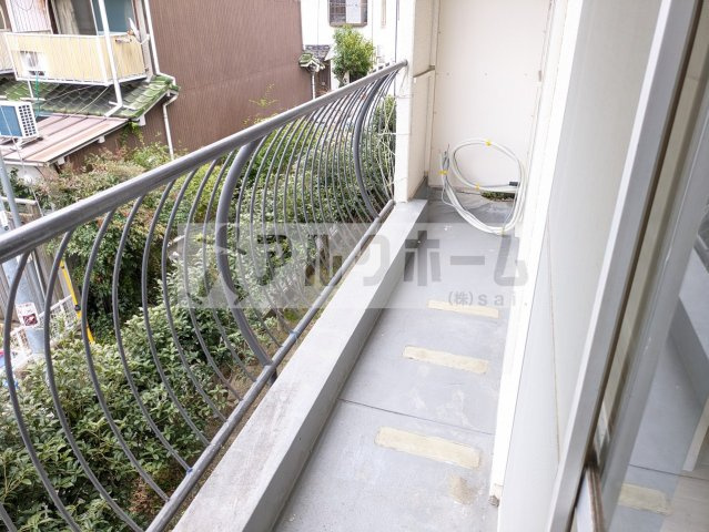 小松マンションのバルコニー