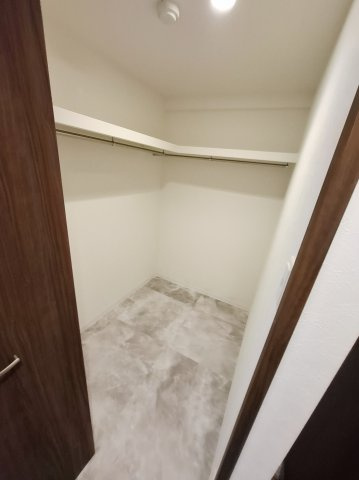 GROOVE上甲子園レジデンスの収納|玄関クローゼット