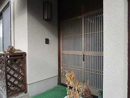 安佐南区相田３丁目の玄関