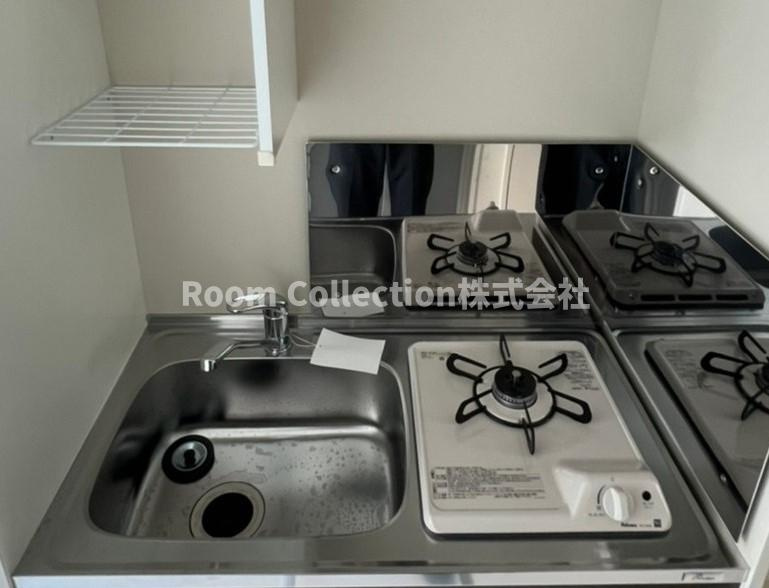 REVIEWのキッチン