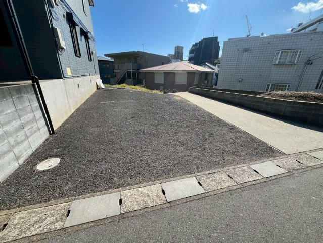 レインボーハイツの駐車場|敷地内駐車場空き有