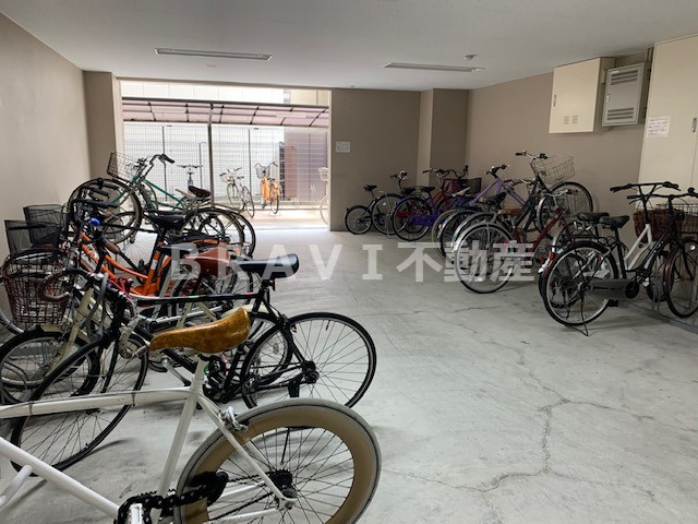 パウゼ大手前　BRAVI不動産のその他共用部分|【パウゼ大手前】駐輪場