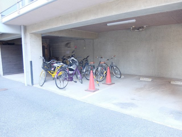 ヴィラドルチェ西船の駐車場