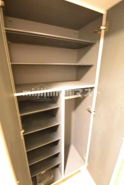 ウルバーノイリスの収納