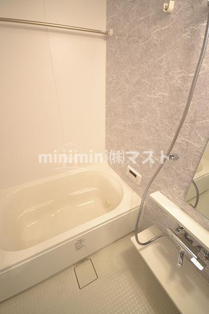 ウルバーノイリスの浴室