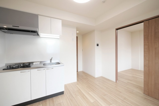 大阪市東淀川区東中島２丁目の賃貸マンションのキッチン