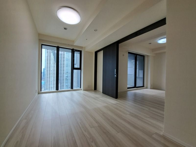 【居間・リビング】 | DEUX TOURS CANAL&SPA WEST