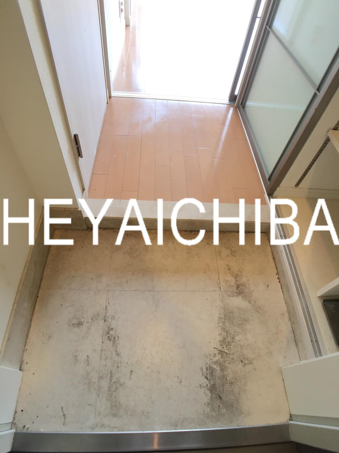 KLCタワーの玄関