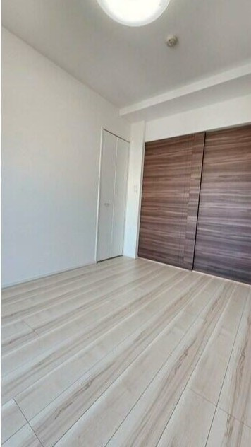 ティモーネ上野の森ノルド　の居間・リビング