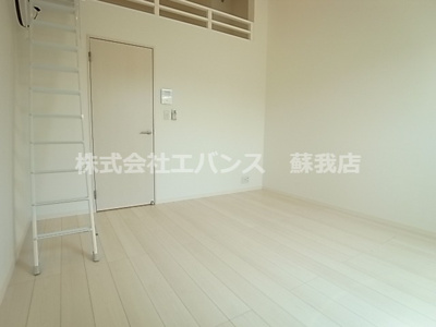  | cube inohana（キューブイノハナ） | ゆったりとしたリビングです