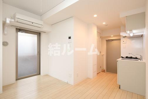 豊島区池袋４丁目の賃貸マンションの居間・リビング