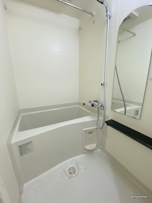 プレサンス大阪ゲートシティ 仲介手数料無料の浴室