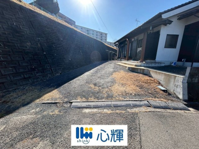 【前面道路含む現地写真】 | 宇部市北小羽山3丁目中古住宅／平屋 | 現地（2026年1月26日撮影）