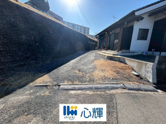 【駐車場】 | 宇部市北小羽山3丁目中古住宅／平屋 | 2台駐車可能です。（車種によります。）