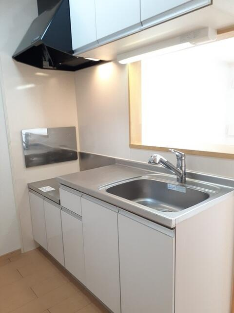 多摩市豊ヶ丘２丁目のアパートのキッチン